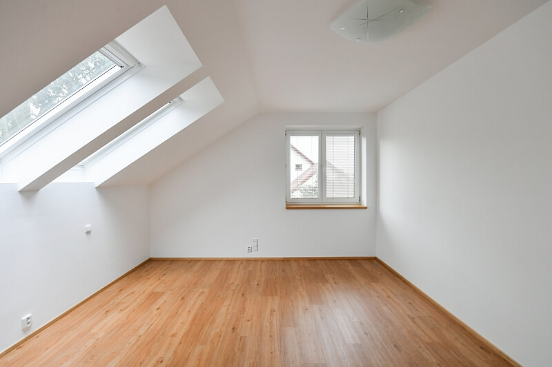 Keltská, Statenice - Praha-západ | Rent, House Five-bedroom (6+kk), 280 m²