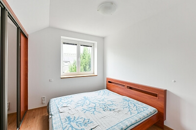 Keltská, Statenice - Praha-západ | Pronájem, Rodinný dům 6+kk, 280 m²