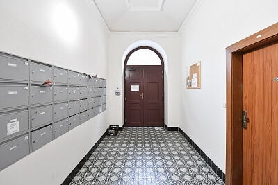 Seifertova, Žižkov - Prague 3 | Rent, Apartment Studio (1+kk), 33 m²