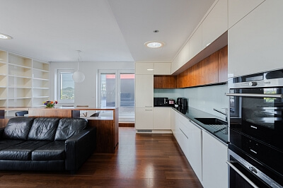 Jednořadá, Bubeneč - Prague 6 | Sale, Apartment Two-bedroom (3+kk), 139 m²