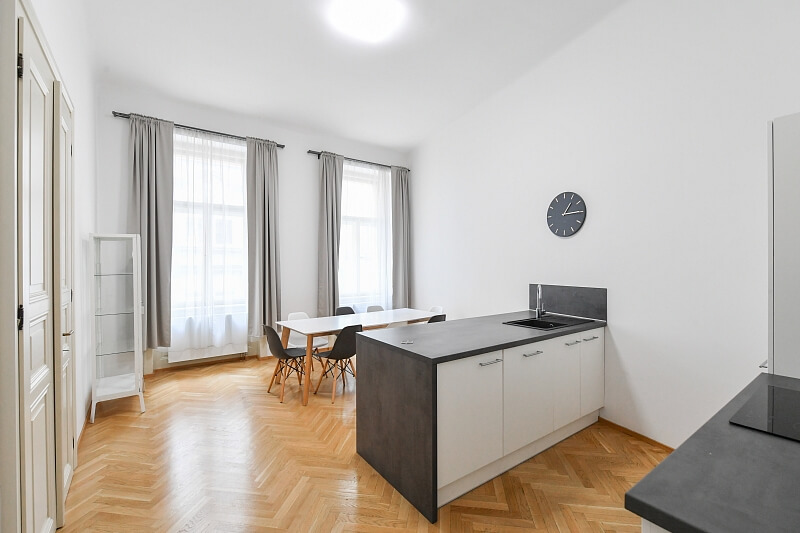 Na Struze, Nové Město - Prague 1 | Sale, Apartment Two-bedroom (3+1), 123 m²