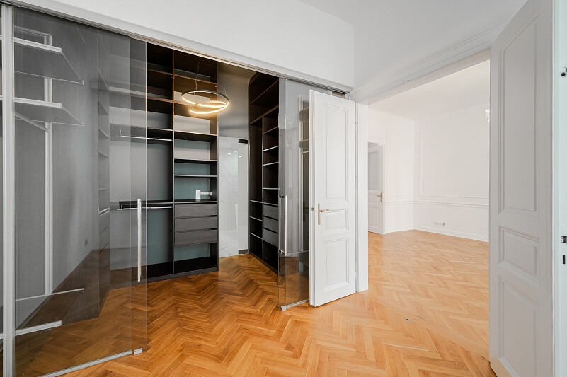 Vojtěšská, Nové Město - Prague 1 | Rent, Apartment Two-bedroom (3+1), 97 m²