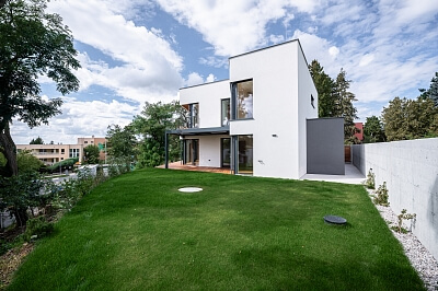 Na Bačálkách, Horní Počernice - Prague 9 | Sale, House Five-bedroom (6+kk), 265 m²