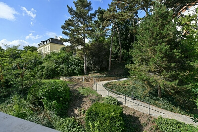 Na Kleovce, Vinohrady - Prague 2 | Rent, Apartment Two-bedroom (3+1), 164 m²