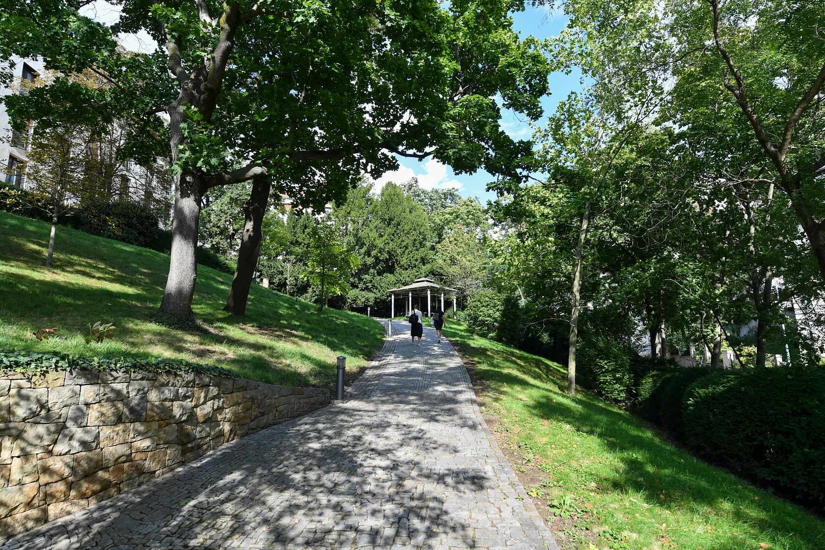 Na Kleovce, Vinohrady - Prague 2 | Rent, Apartment Two-bedroom (3+1), 164 m²