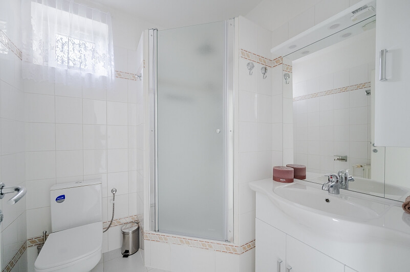 Za Špejcharem, Horoměřice - Praha-západ | Pronájem, Rodinný dům 6+kk, 190 m²