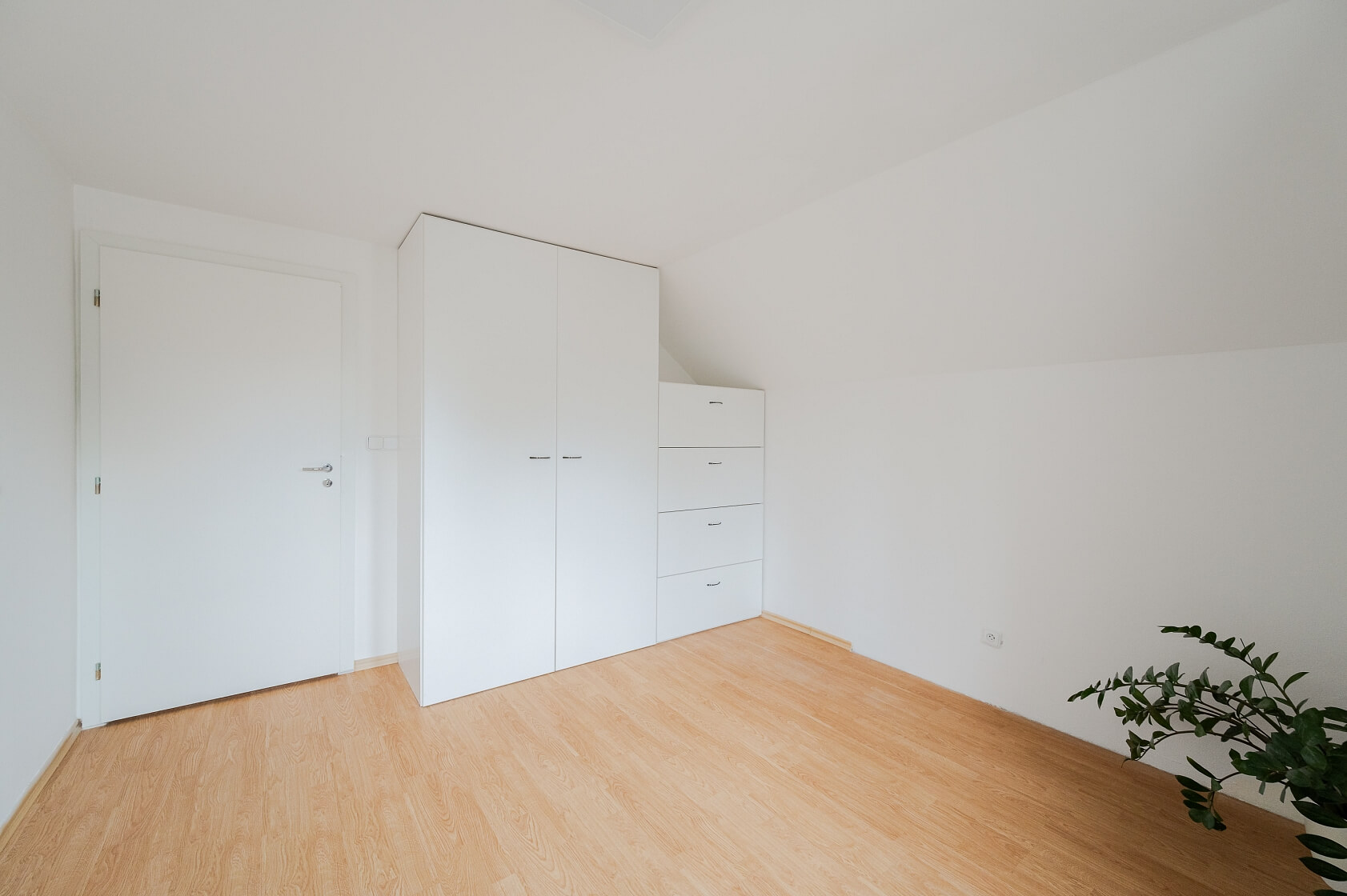 Za Špejcharem, Horoměřice - Praha-západ | Rent, House Five-bedroom (6+kk), 190 m²