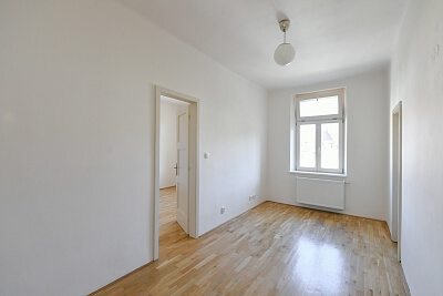 Čajkovského, Žižkov - Prague 3 | Rent, Apartment Three-bedroom (4+kk), 138 m²