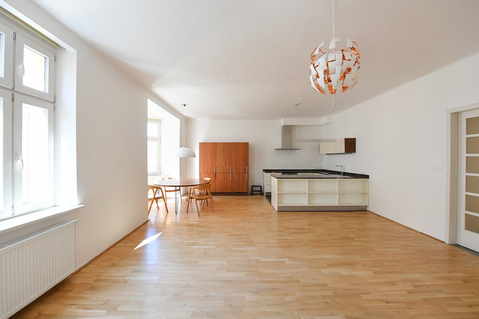 Čajkovského, Žižkov - Prague 3 | Rent, Apartment Three-bedroom (4+kk), 138 m²