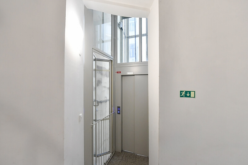 Na Zderaze, Nové Město - Praha 2 | Prodej, Byt 2+kk, 73 m²