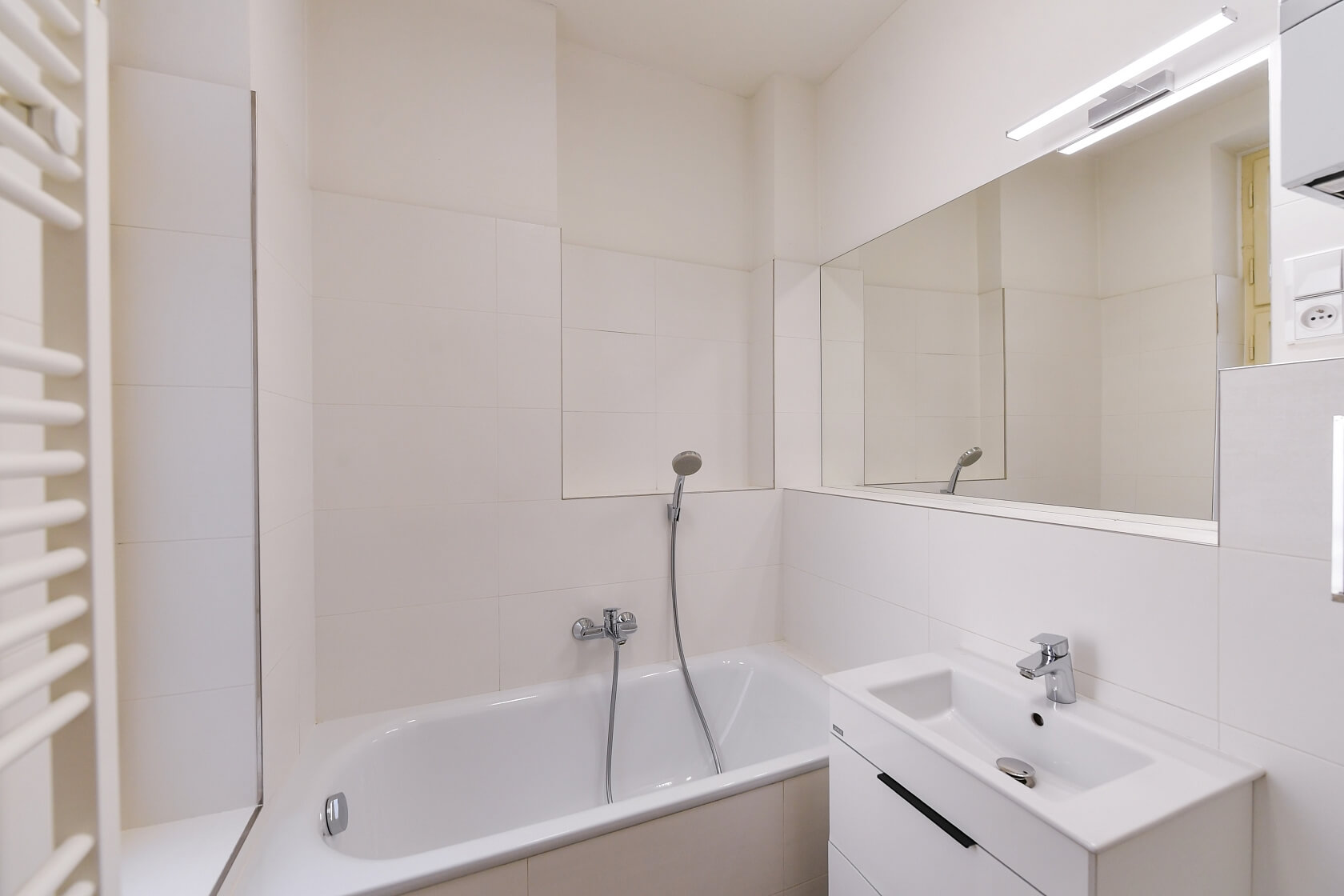 Na Zderaze, Nové Město - Prague 2 | Sale, Apartment One-bedroom (2+kk), 73 m²