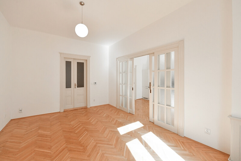 Na Zderaze, Nové Město - Prague 2 | Sale, Apartment One-bedroom (2+kk), 73 m²
