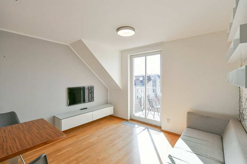 Letohradská, Holešovice - Prague 7 | Rent, Apartment One-bedroom (2+kk), 56 m²