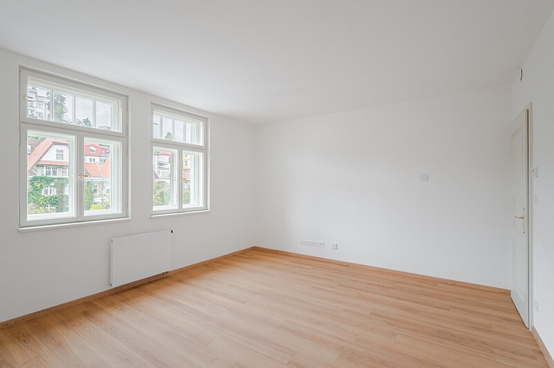 Plzeňská, Košíře - Prague 5 | Sale, Apartment One-bedroom (2+kk), 52 m²
