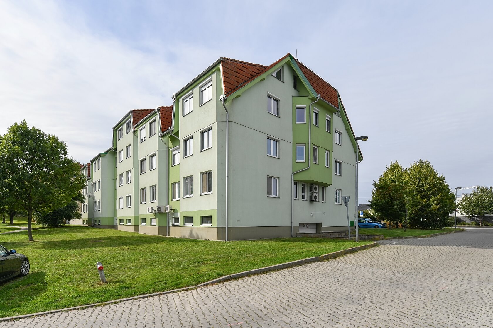 Semilská, Kbely - Prague 9 | Sale, Apartment Three-bedroom (4+kk), 138 m²