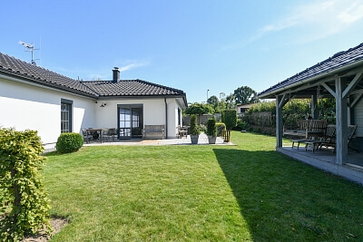 Březová, Radějovice - Praha-východ | Pronájem, Rodinný dům 4+kk, 126 m²