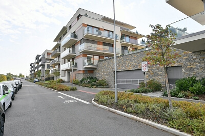 Lučištníků, Radlice - Prague 5 | Rent, Apartment Studio (1+kk), 38 m²