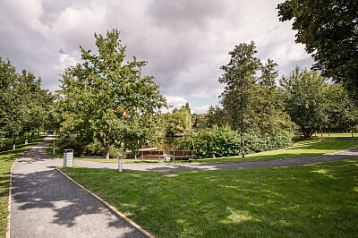 Zelená, Statenice - Praha-západ | Pronájem, Rodinný dům 4+1, 181 m²