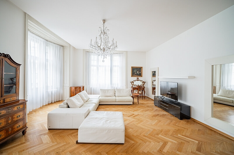 Valentinská, Josefov - Prague 1 | Rent, Apartment Two-bedroom (3+1), 130 m²