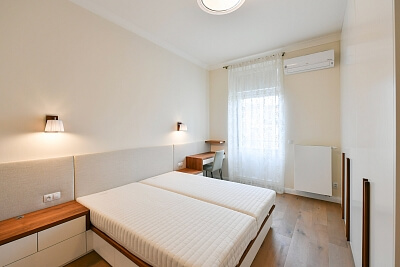 Šmeralova, Bubeneč - Prague 7 | Rent, Apartment Two-bedroom (3+kk), 111 m²