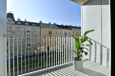 Sokolovská, Karlín - Prague 8 | Rent, Apartment One-bedroom (2+kk), 44 m²