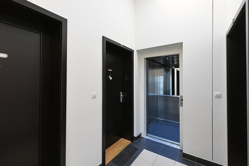 Soběslavská, Vinohrady - Praha 3 | Prodej, Byt 2+kk, 60 m²