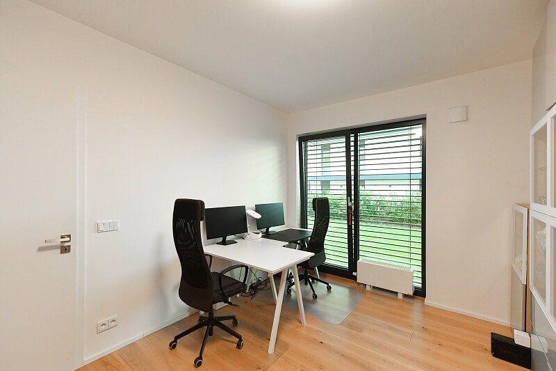 U Hostivařského nádraží, Hostivař - Praha 10 | Prodej, Byt 2+kk, 76 m²