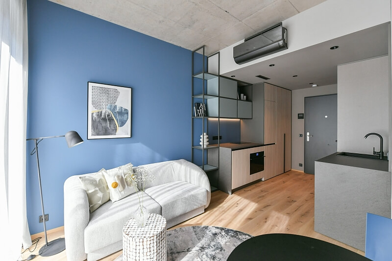 Sokolovská, Karlín - Prague 8 | Rent, Apartment One-bedroom (2+kk), 32 m²