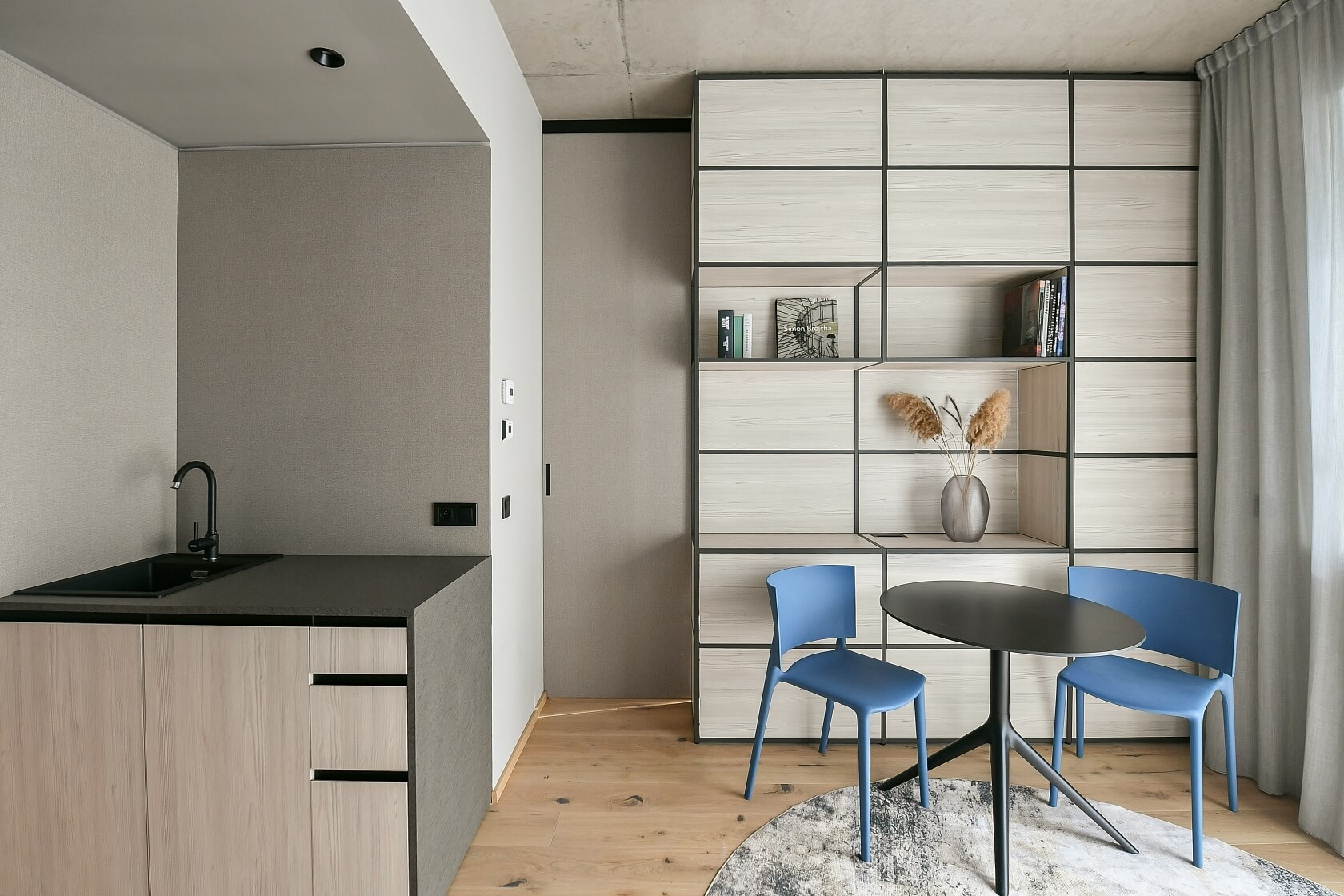 Sokolovská, Karlín - Prague 8 | Rent, Apartment One-bedroom (2+kk), 32 m²