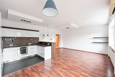Saratovská, Strašnice - Prague 10 | Rent, Apartment Two-bedroom (3+kk), 92 m²