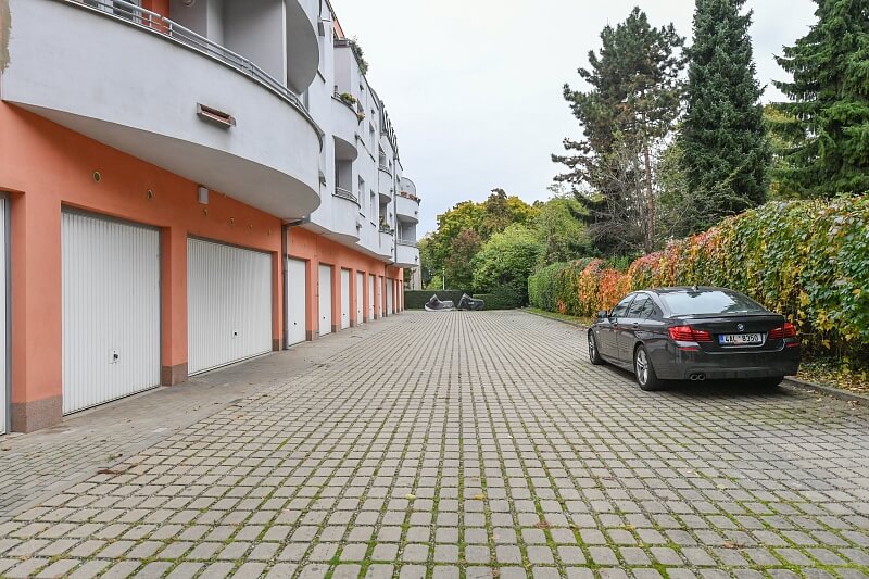 Saratovská, Strašnice - Praha 10 | Pronájem, Byt 3+kk, 92 m²