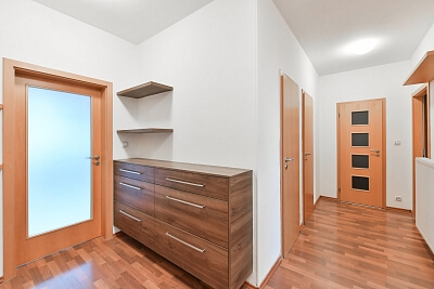 Saratovská, Strašnice - Prague 10 | Rent, Apartment Two-bedroom (3+kk), 92 m²