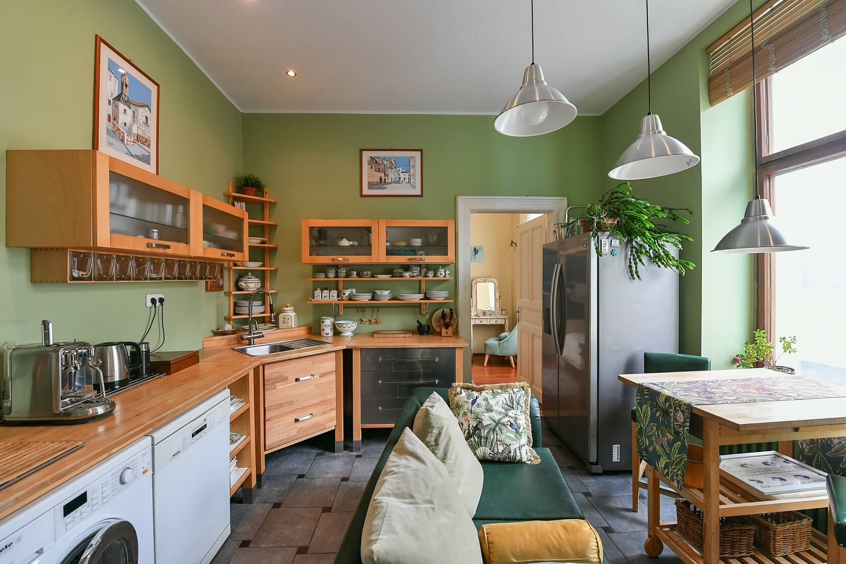 Havlíčkova, Plzeň - Plzeň-město | Sale, Apartment Three-bedroom (4+1), 132 m²