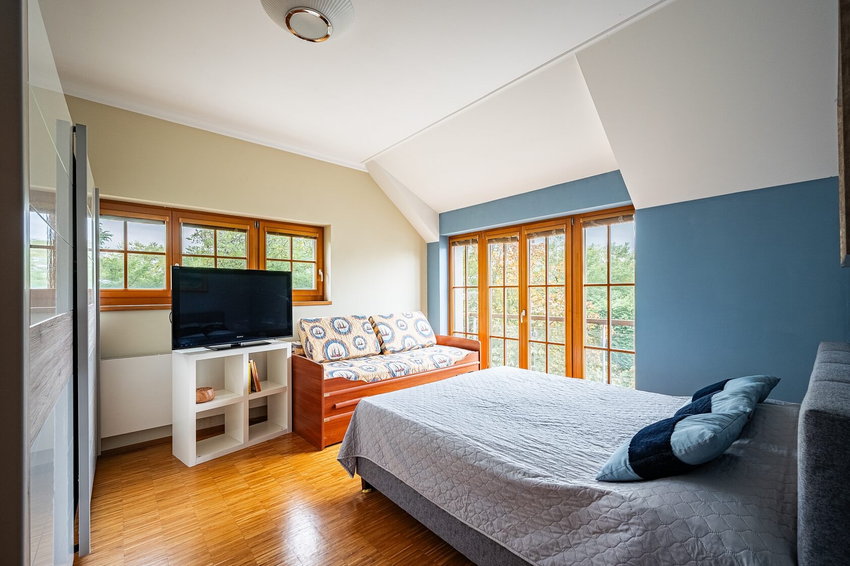 Chotěbuzská, Benice - Prague 10 | Sale, House Four-bedroom (5+kk), 248 m²