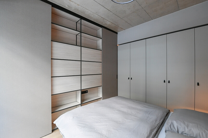 Sokolovská, Karlín - Prague 8 | Rent, Apartment One-bedroom (2+kk), 35 m²