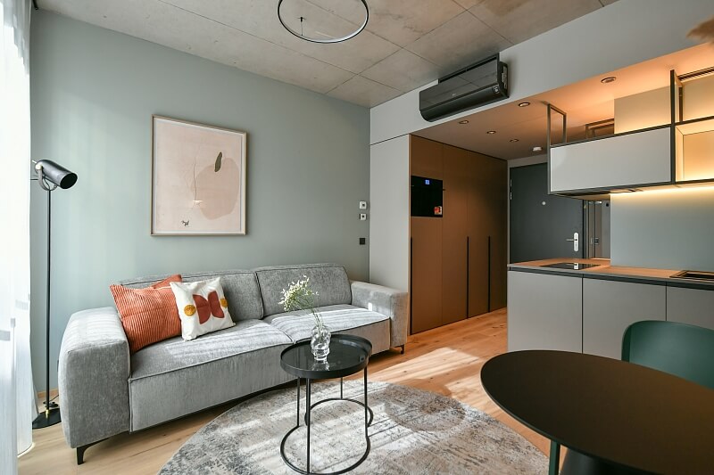 Sokolovská, Karlín - Prague 8 | Rent, Apartment One-bedroom (2+kk), 35 m²