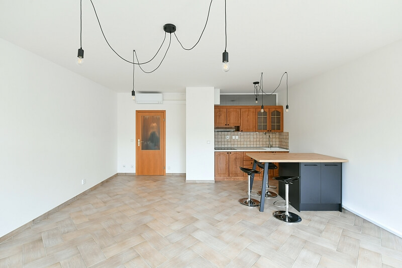 Tomkova, Smíchov - Praha 5 | Pronájem, Byt 1+kk, 48 m²