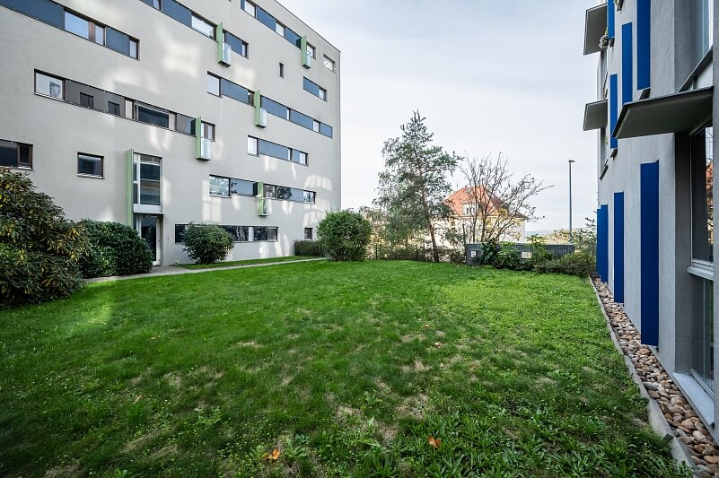 V Rovinách, Podolí - Prague 4 | Sale, Apartment One-bedroom (2+kk), 80 m²