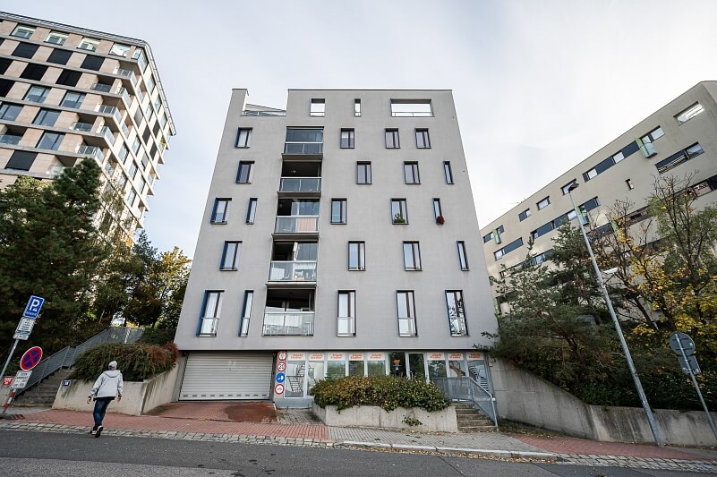 V Rovinách, Podolí - Prague 4 | Sale, Apartment One-bedroom (2+kk), 80 m²