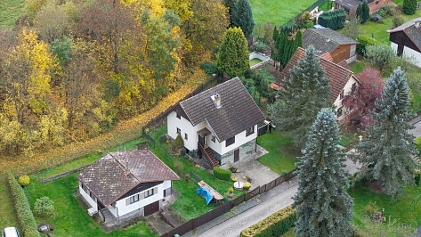 Stříbrná Skalice - Praha-východ | Sale, House Three-bedroom (4+kk), 140 m²