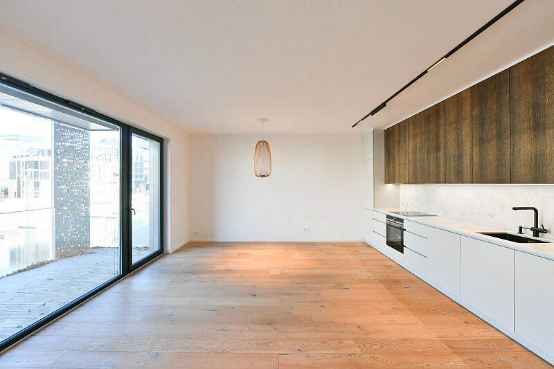 Smrčkova, Libeň - Prague 8 | Rent, Apartment One-bedroom (2+kk), 84 m²