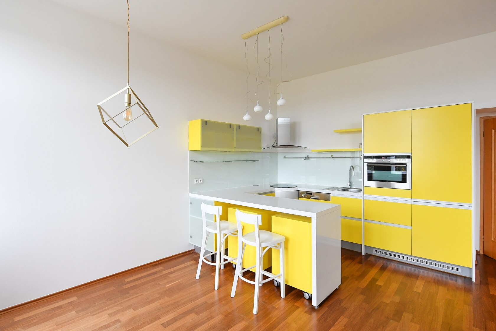 Nad Královskou oborou, Bubeneč - Prague 7 | Rent, Apartment One-bedroom (2+kk), 74 m²