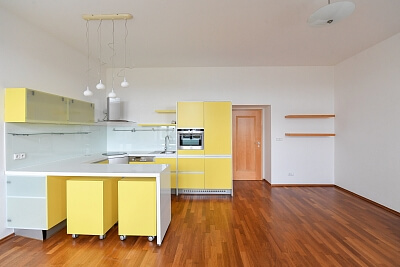 Nad Královskou oborou, Bubeneč - Prague 7 | Rent, Apartment One-bedroom (2+kk), 74 m²