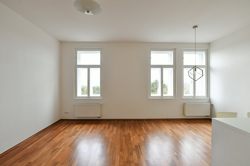 Nad Královskou oborou, Bubeneč - Prague 7 | Rent, Apartment One-bedroom (2+kk), 74 m²