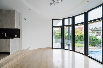 Lipová, Mukařov - Praha-východ | Sale, Apartment Studio (1+kk), 34 m²