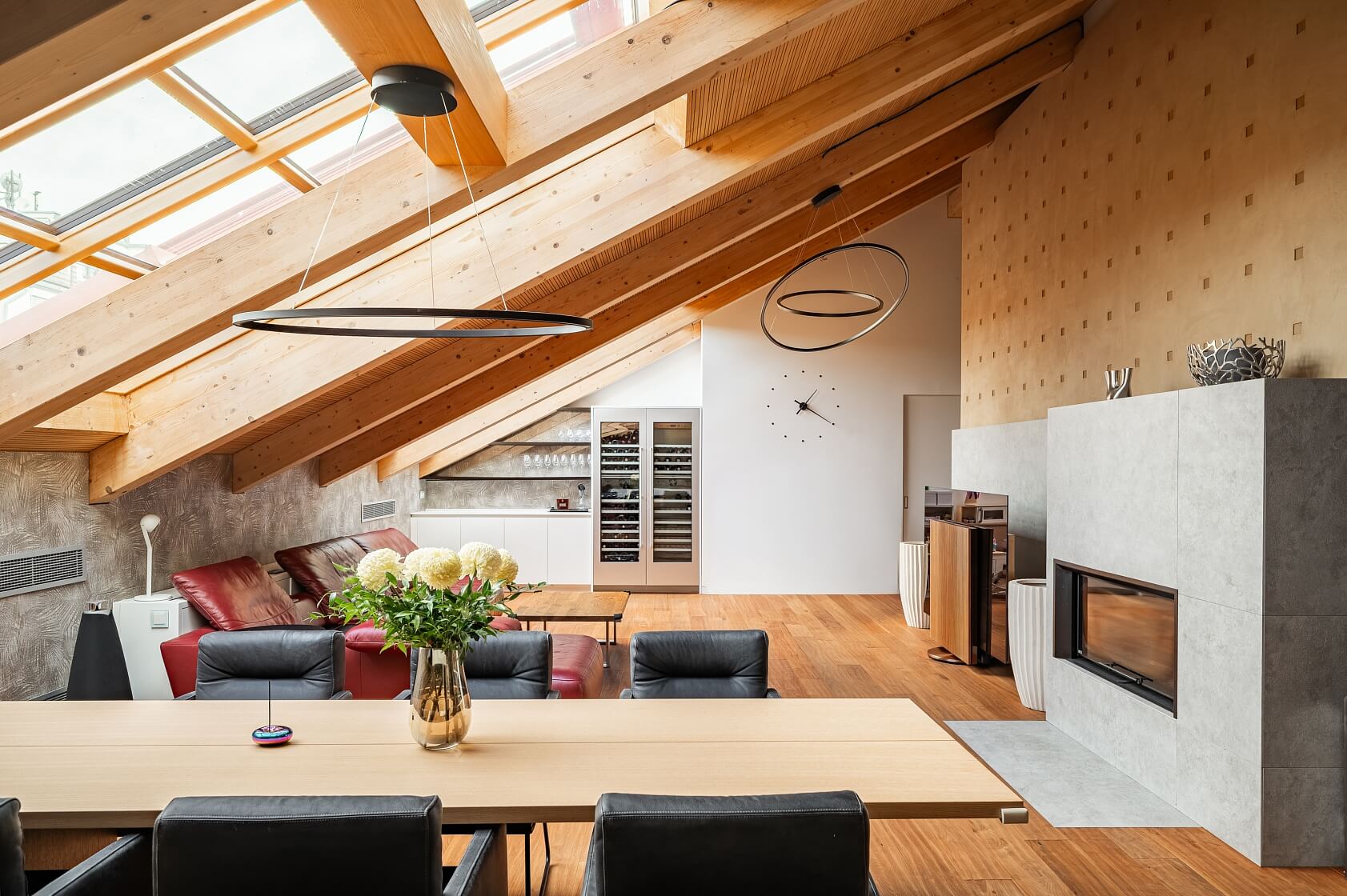 Hálkova, Nové Město - Prague 2 | Sale, Apartment Three-bedroom (4+kk), 229 m²