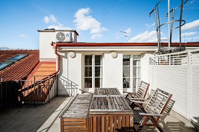 Žerotínova, Žižkov - Prague 3 | Sale, Apartment Three-bedroom (4+kk), 140 m²