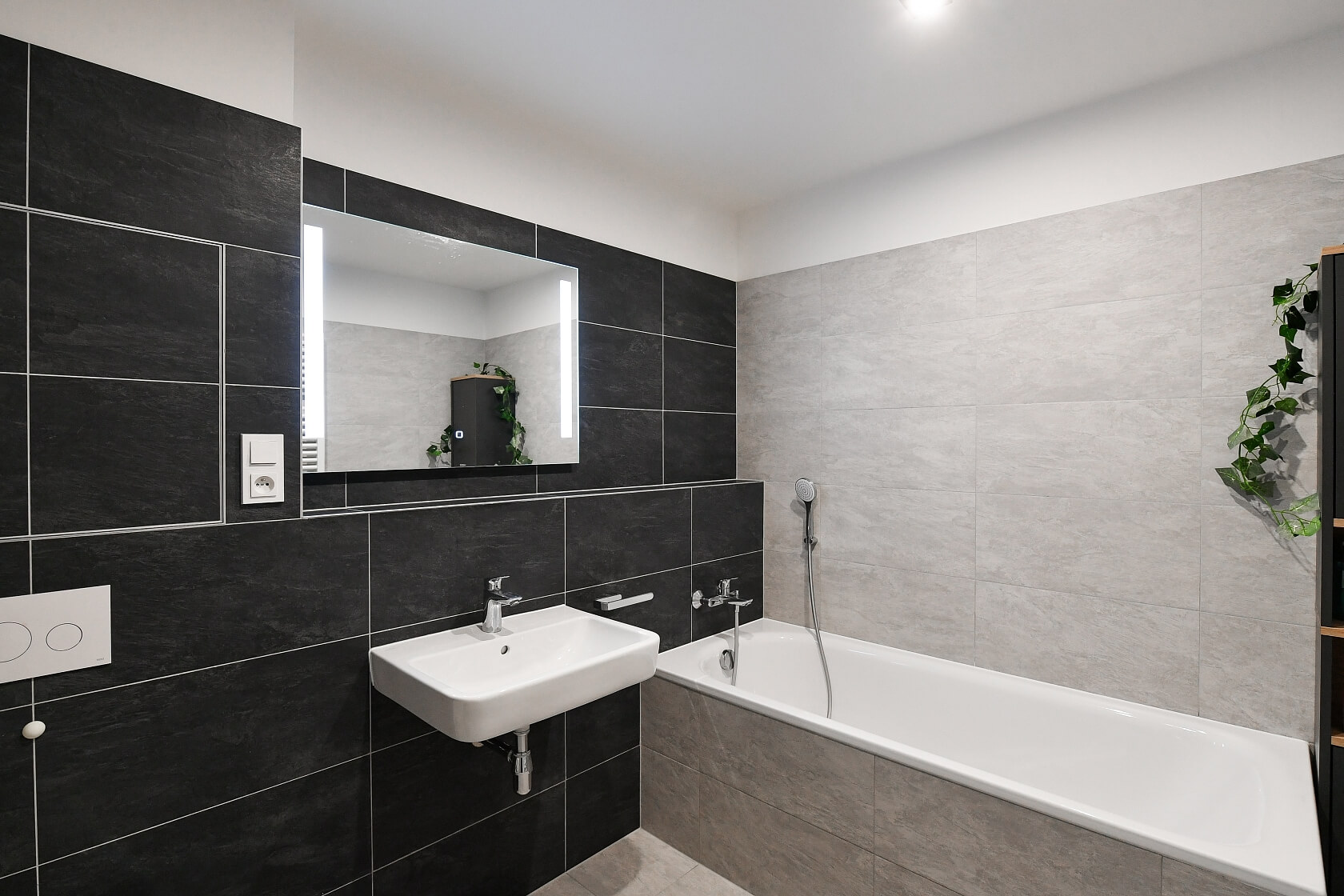 Mezi Vodami, Modřany - Prague 4 | Sale, Apartment Three-bedroom (4+kk), 123 m²