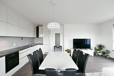 Mezi Vodami, Modřany - Prague 4 | Sale, Apartment Three-bedroom (4+kk), 123 m²