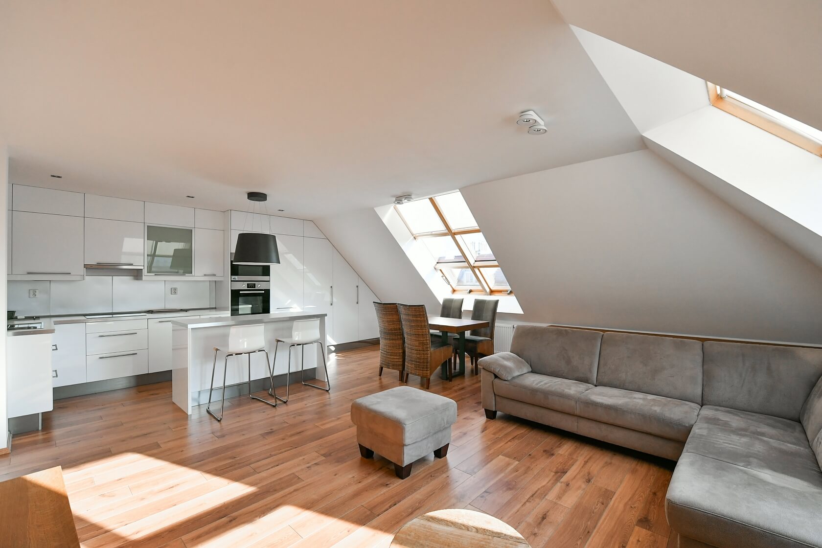 Kafkova, Dejvice - Praha 6 | Pronájem, Byt 2+kk, 68 m²